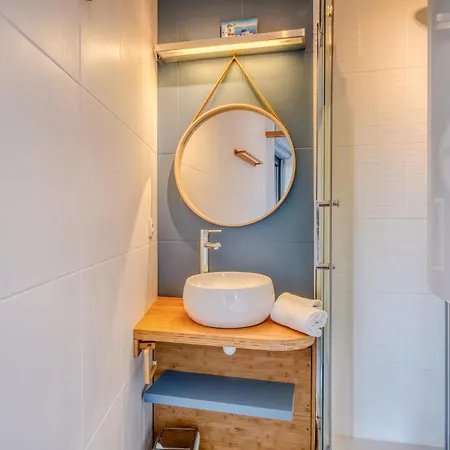Superbe • Clim & Parking A Apartment